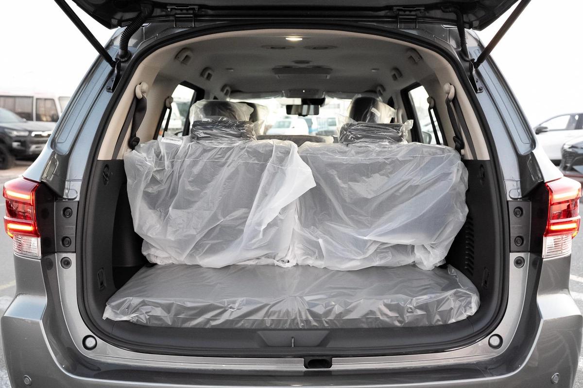 Nissan Xterra Platinum-17-17