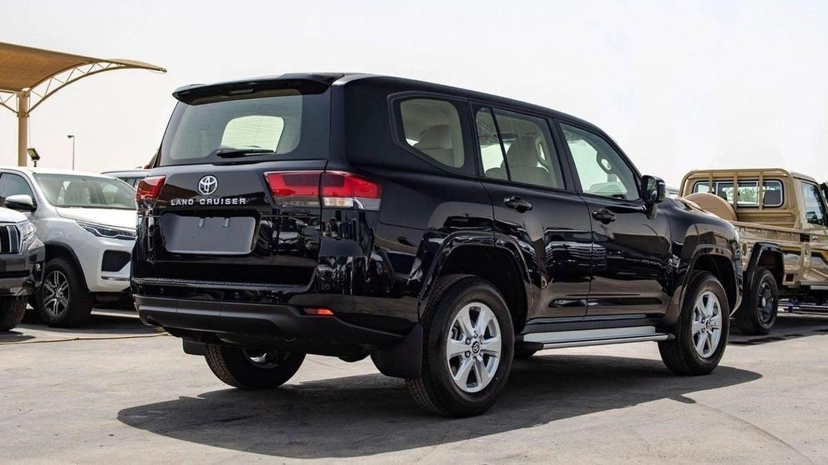 Toyota Land Cruiser LC300 GXR 3.3D AT MY2025 – BLACK-3-3