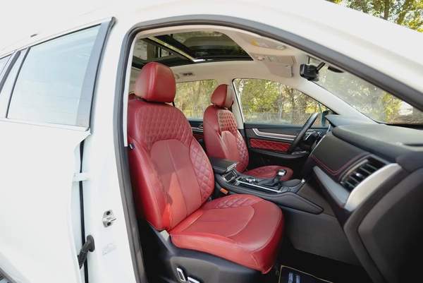 AED 804/Month | RX-8 Luxury | Free Warranty | GCC Specs | REF#M40733