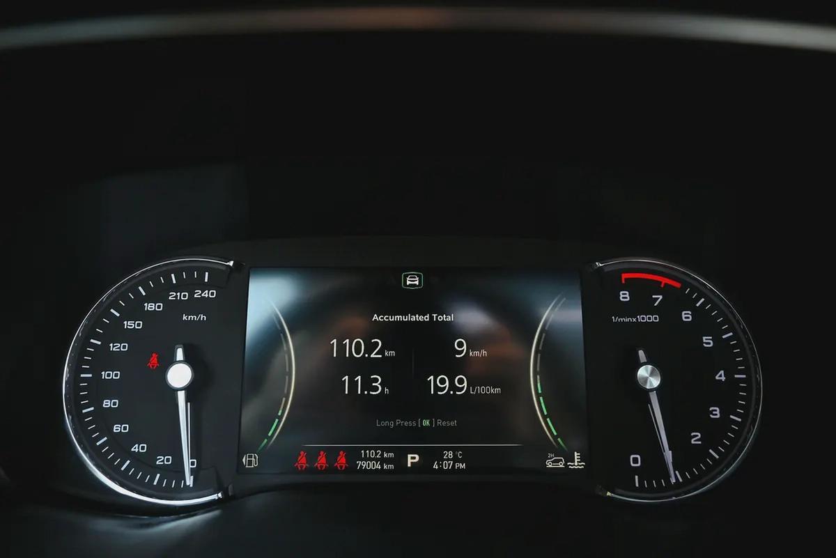AED 804/Month | RX-8 Luxury | Free Warranty | GCC Specs | REF#M40733-15-15