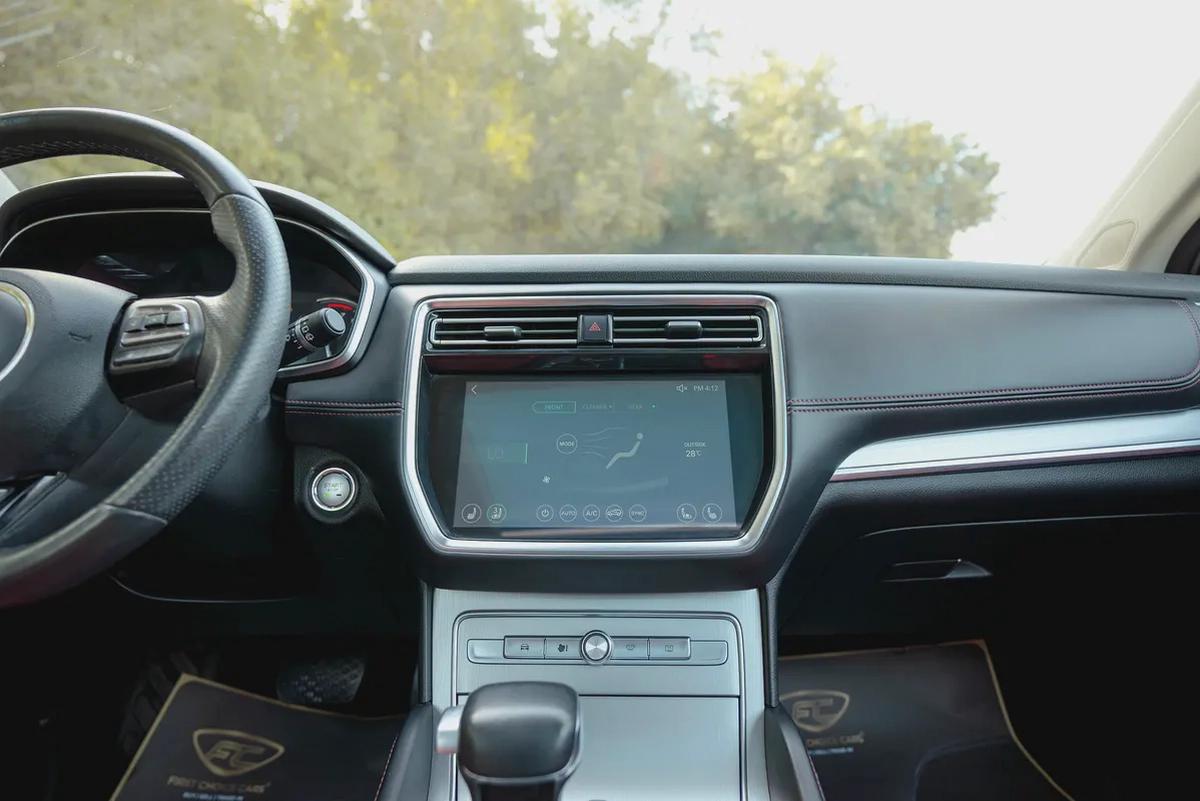 AED 804/Month | RX-8 Luxury | Free Warranty | GCC Specs | REF#M40733-16-16