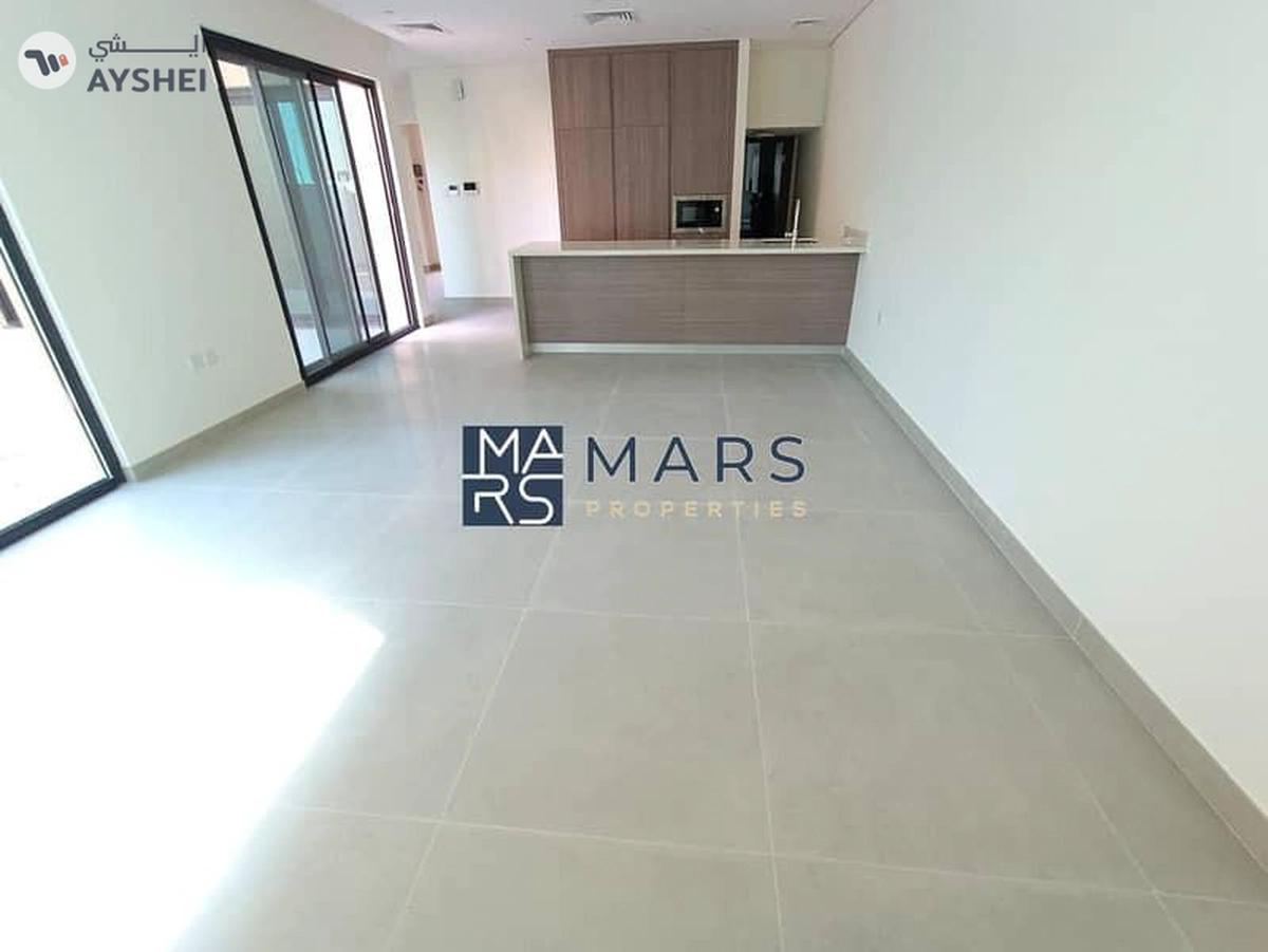 Luxurious brand new 3 bedroom villa available in sustainable city for rent just 130k-11-11