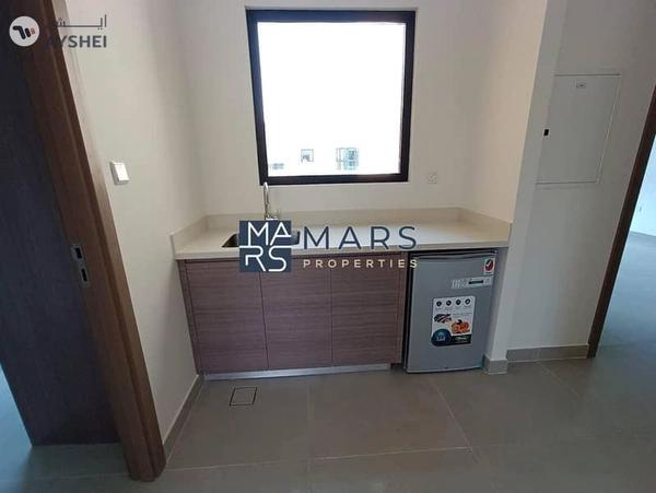 Luxurious brand new 3 bedroom villa available in sustainable city for rent just 130k