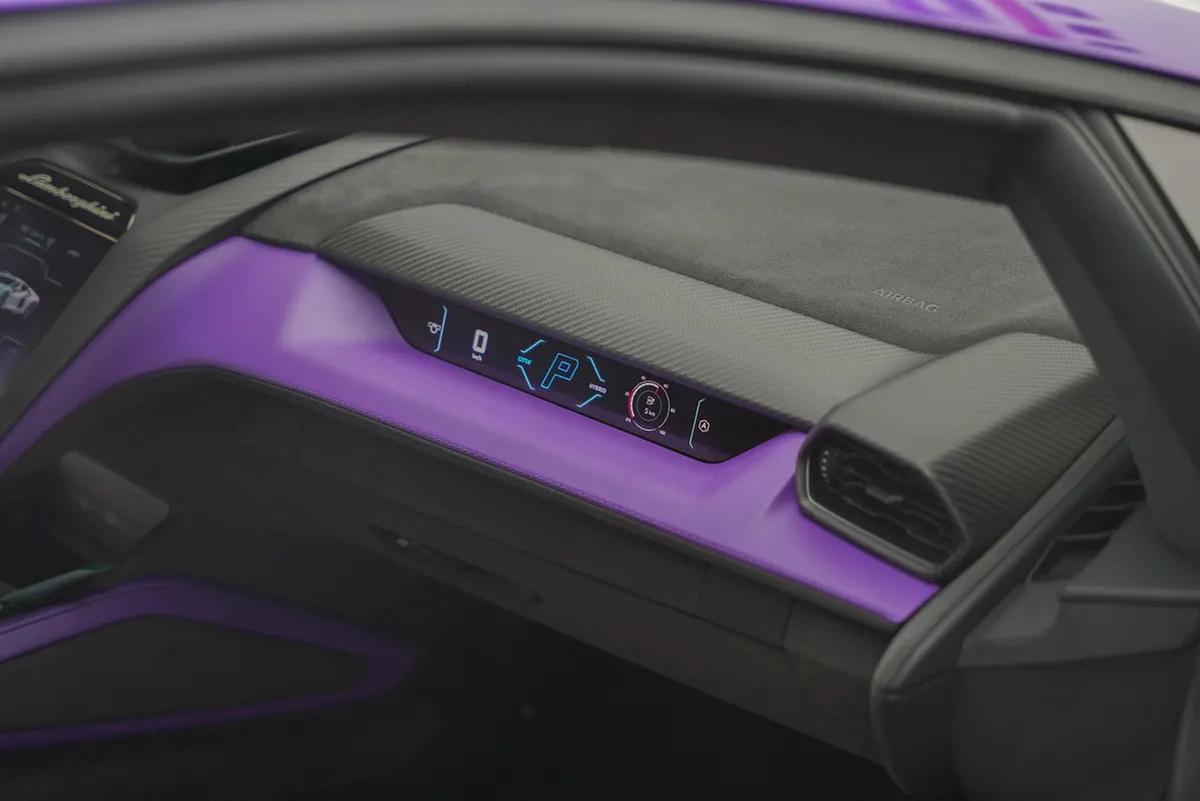 2025 LAMBORGHINI REVUELTO-8-8