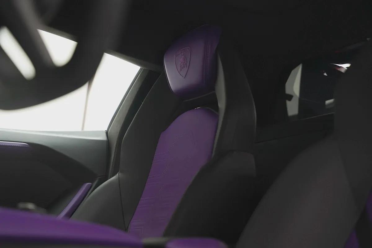 2025 LAMBORGHINI REVUELTO-11-11