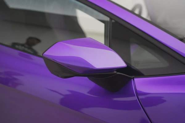 2025 LAMBORGHINI REVUELTO