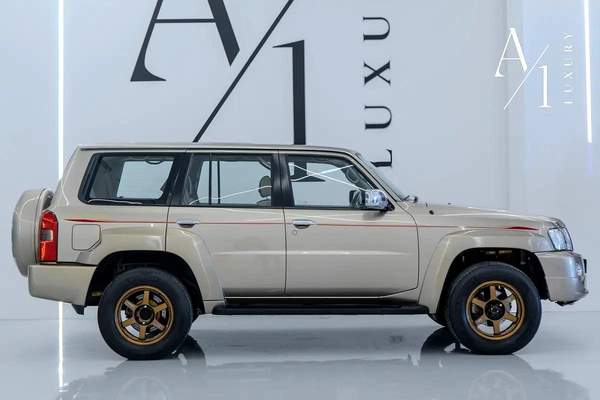 2009 Nissan Petrol Super Safari VTC V6, Fully Modified, Very Clean, Low Kms, GCC Specs