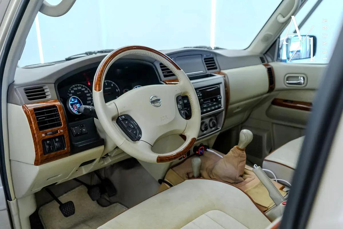 2009 Nissan Petrol Super Safari VTC V6, Fully Modified, Very Clean, Low Kms, GCC Specs-2-2