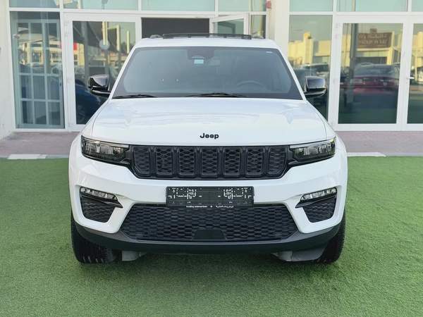 JEEP GRAND CHEROKEE—2024–GCC—FREE ACCIDENT—ORIGINAL PAINT—FULL SERVICE HISTORY —LOW MILAG—FULL OPTIO