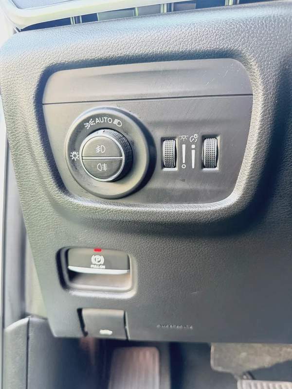 JEEP GRAND CHEROKEE—2024–GCC—FREE ACCIDENT—ORIGINAL PAINT—FULL SERVICE HISTORY —LOW MILAG—FULL OPTIO