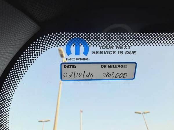 JEEP GRAND CHEROKEE—2024–GCC—FREE ACCIDENT—ORIGINAL PAINT—FULL SERVICE HISTORY —LOW MILAG—FULL OPTIO