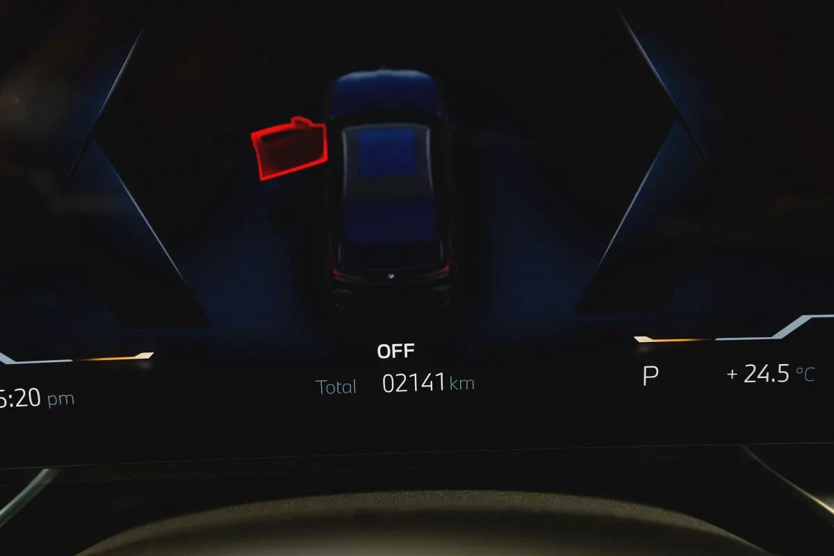 BMW 740i M Sport Individual – 2026 | GCC | Only 2,141 KM | AED 449,000-4-4