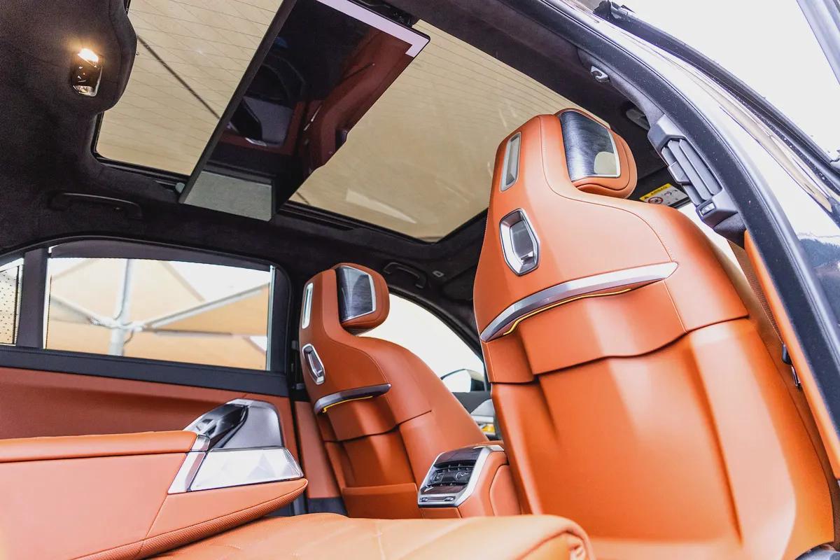 BMW 740i M Sport Individual – 2026 | GCC | Only 2,141 KM | AED 449,000-13-13