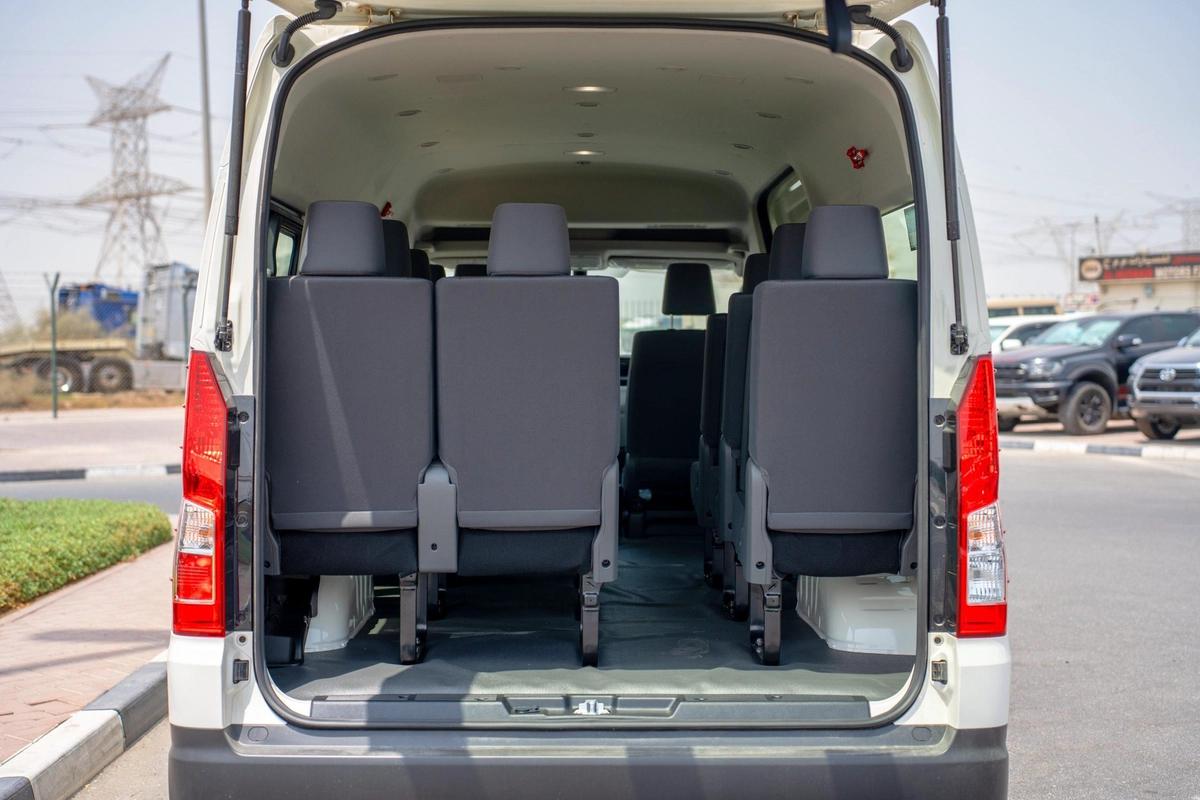 TOYOTA HIACE 2.8L 2025-8-8