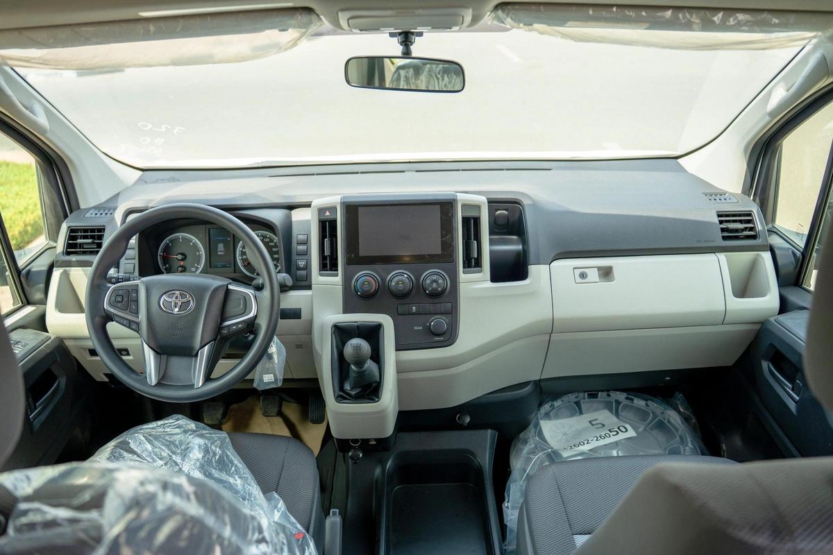 TOYOTA HIACE 2.8L 2025-21-21