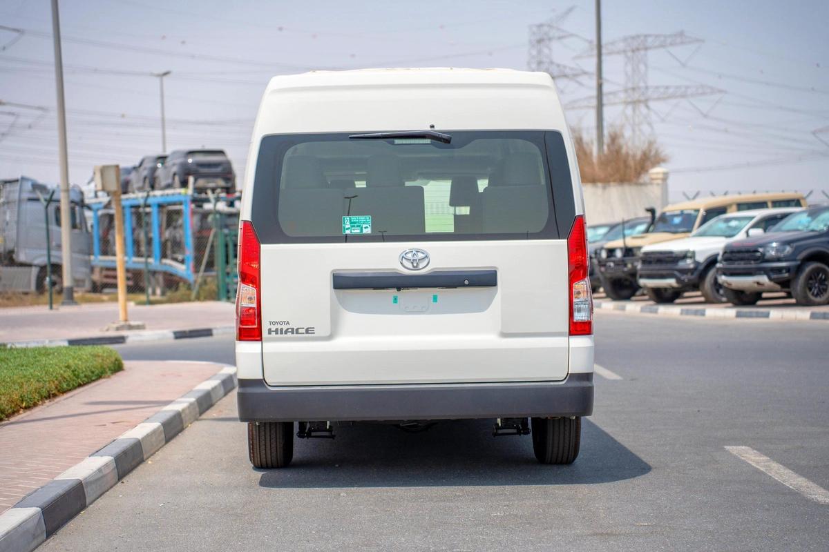 TOYOTA HIACE 2.8L 2025-4-4