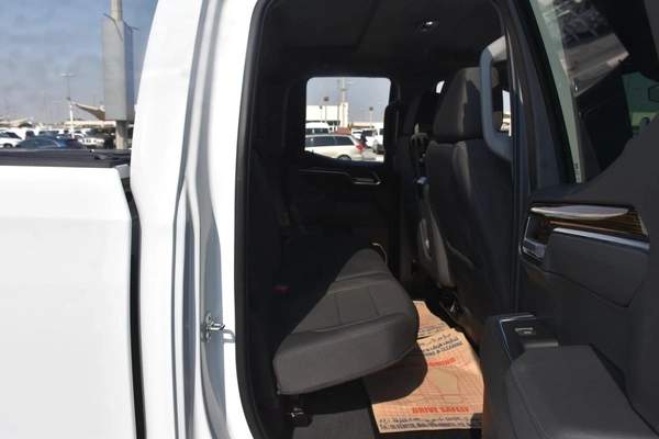 GMC SIERRA ELEVATION 2025 | WHITE