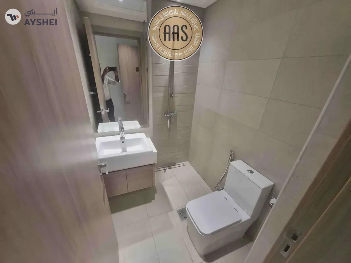 Best Price • Vacant Unit • High Floor • Pool View •-5-5