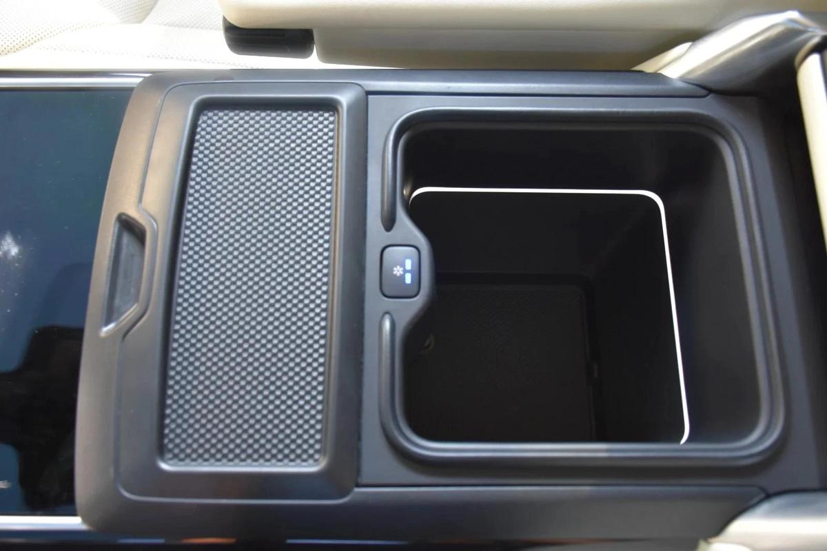 LAND ROVER RANGE ROVER SE 2023 | BLACK-5-5
