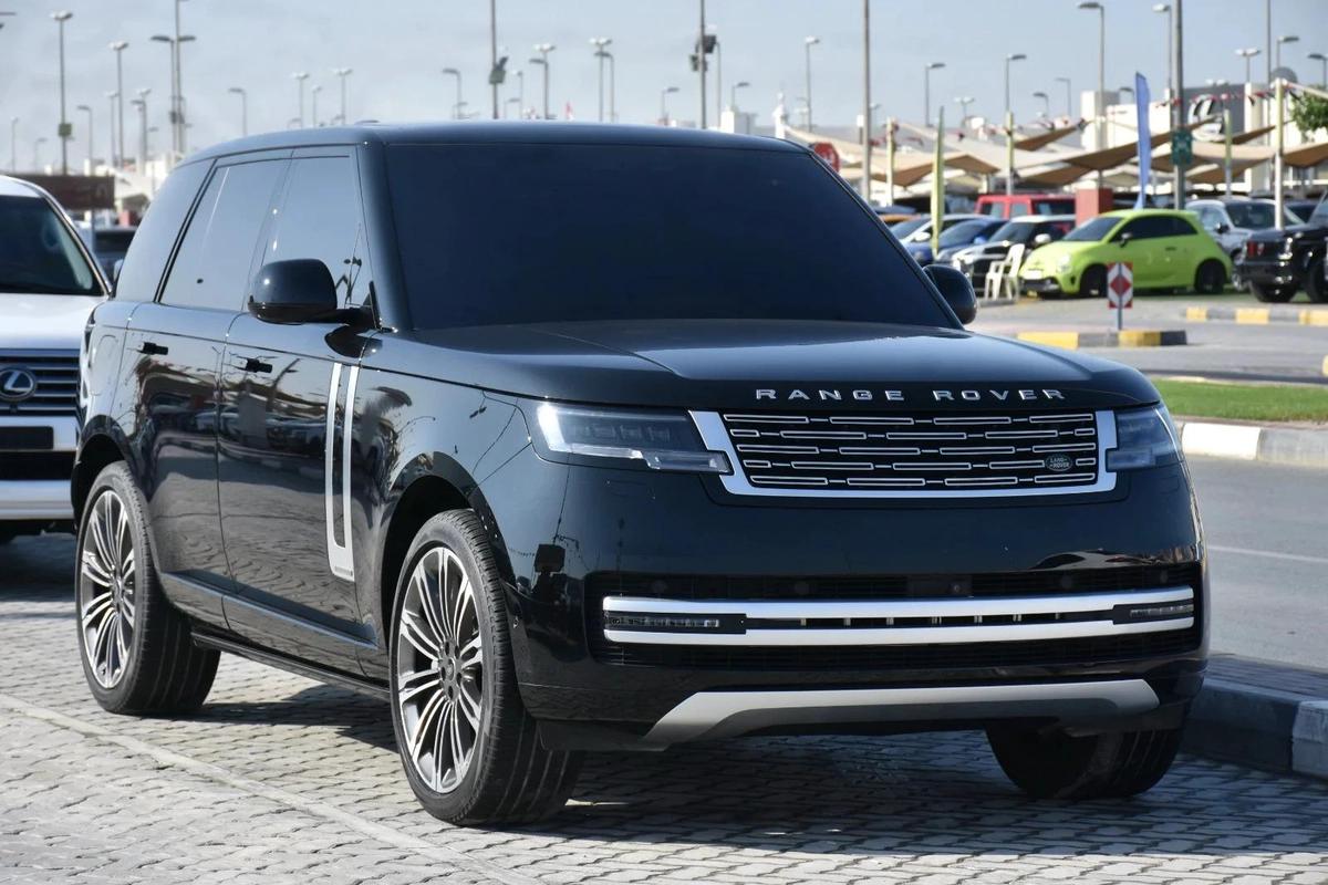 LAND ROVER RANGE ROVER SE 2023 | BLACK-12-12