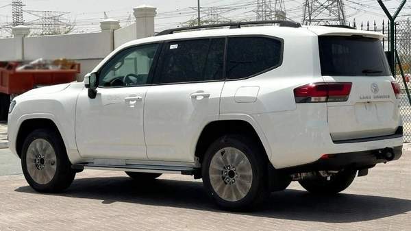 Toyota Land Cruiser GXR || 4.0L PETROL V6 || SPECIAL PRICE FOR AFRICA || 2024