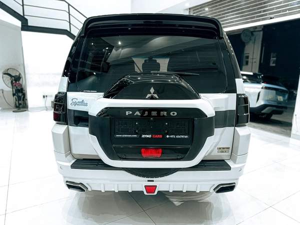 AED 1,300 // 20%DP // 2020 Mitsubishi Pajero Signature Edition 3.8L V6