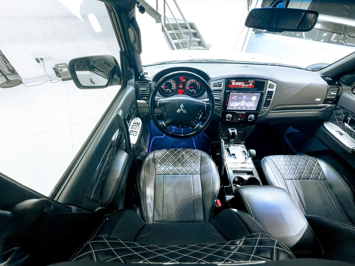 AED 1,300 // 20%DP // 2020 Mitsubishi Pajero Signature Edition 3.8L V6-4-4