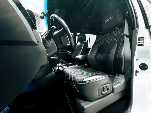 AED 1,300 // 20%DP // 2020 Mitsubishi Pajero Signature Edition 3.8L V6