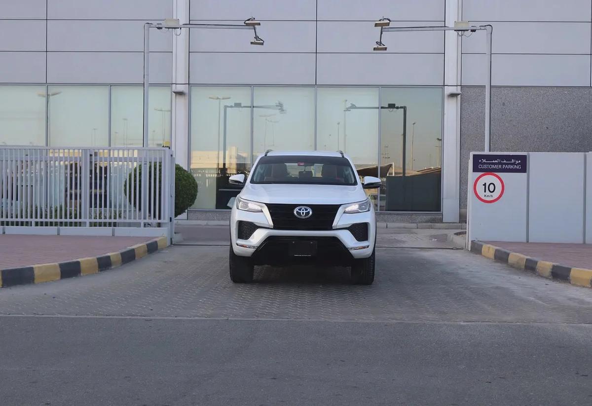 Toyota Fortuner EXR 2023-2-2