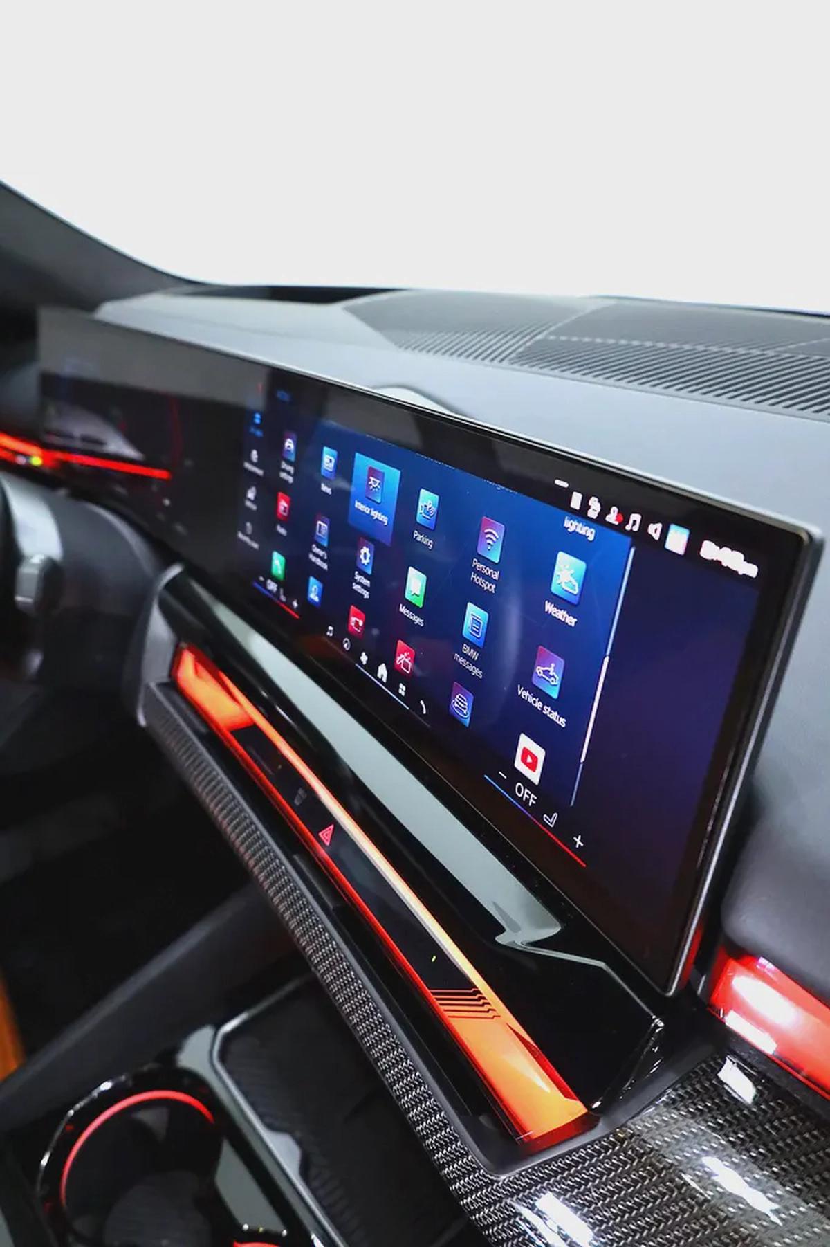 BMW M5 GCC +FULL CARBON MANHART KIT +AGENCY WARRANTY TILL 2031 +AKRAPOVIC EXHAUST+ HRE FORGED WHEELS-16-16