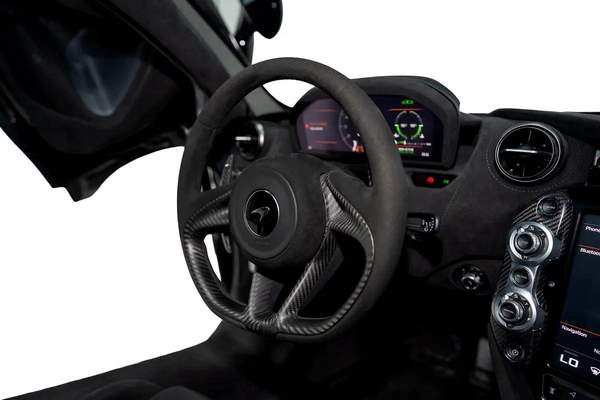 MCLAREN 765 LT SPIDER | FULL CARBON INT/ EXT | HRE FORGED WHEELS | VERY LOW MILEAGE