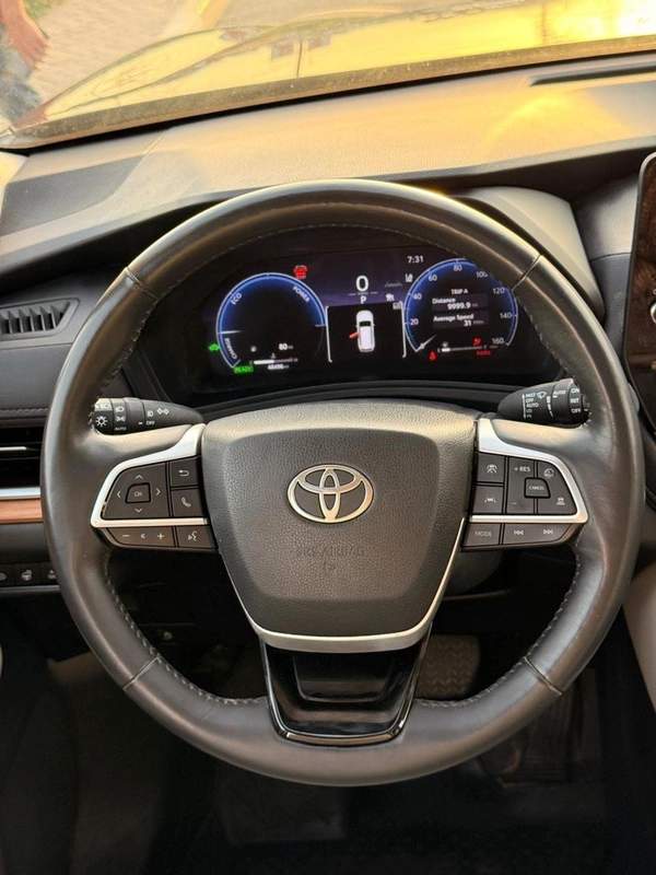 Toyota Grand Highlander Hybrid XLE Full option panoramic, 360 camera 2024