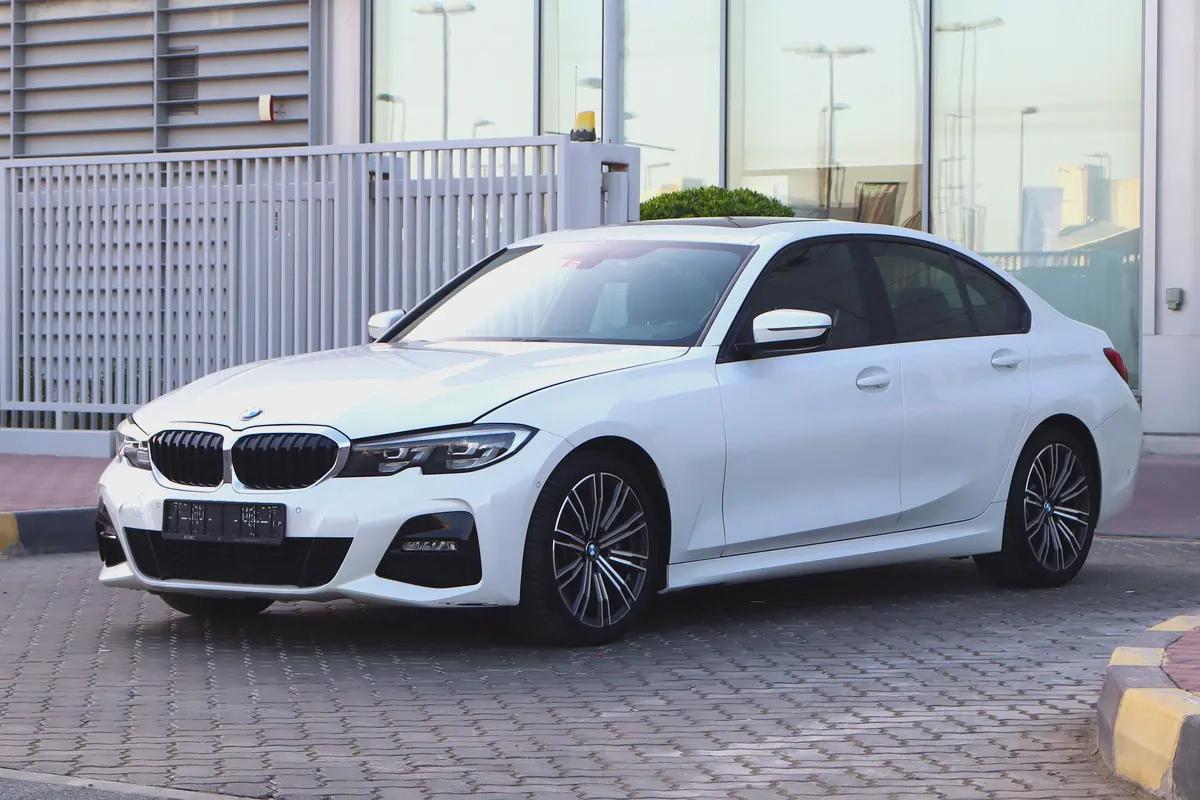 BMW 330i - Model 2019 - GCC Specs-0-0