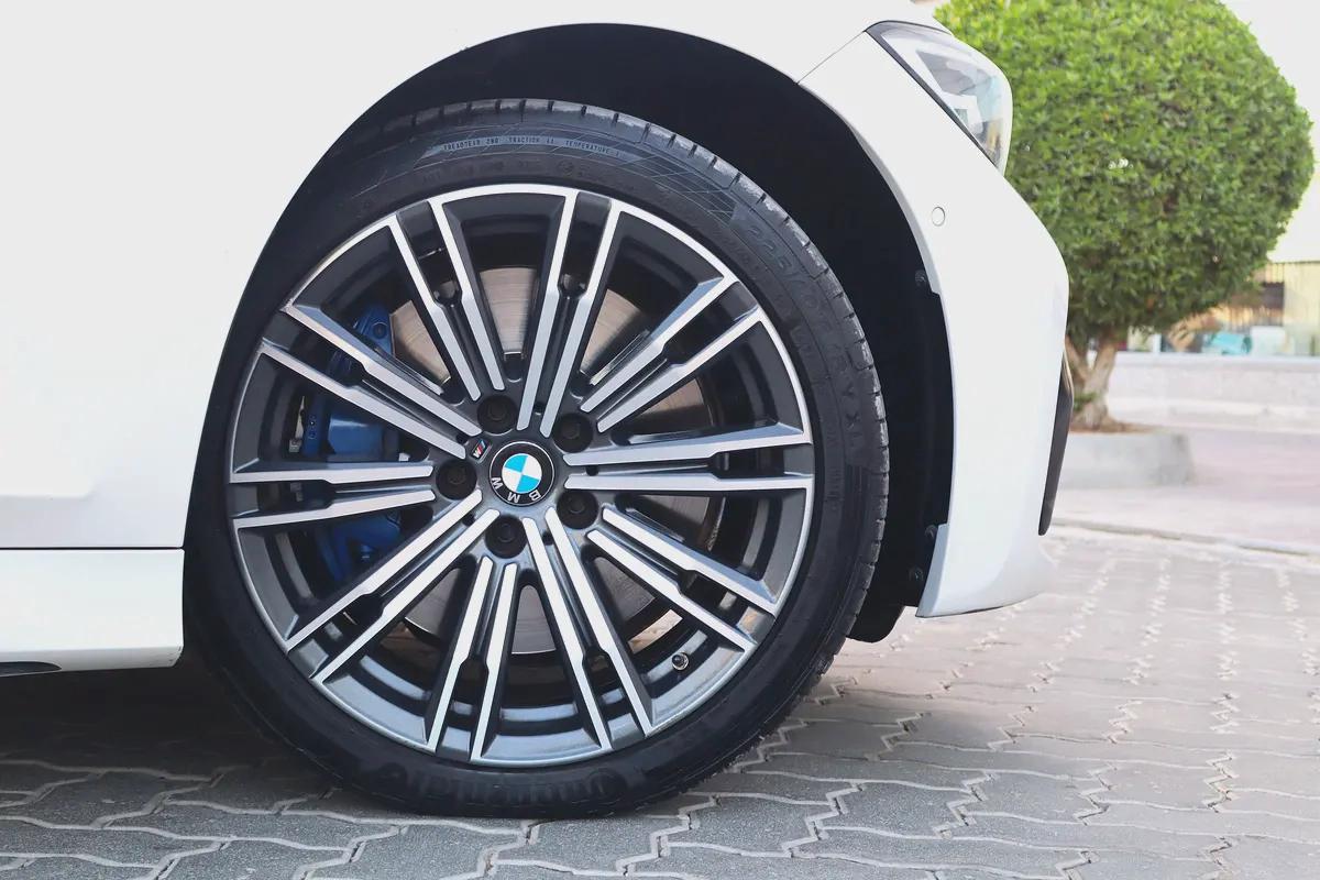 BMW 330i - Model 2019 - GCC Specs-13-13