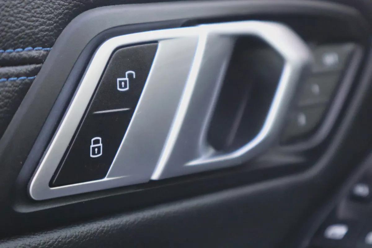 BMW 330i - Model 2019 - GCC Specs-14-14