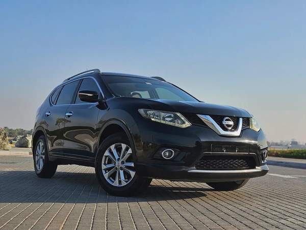 Nissan X Trail 2015 GCC 4WD Premium Condition With Low KM 7 Seater