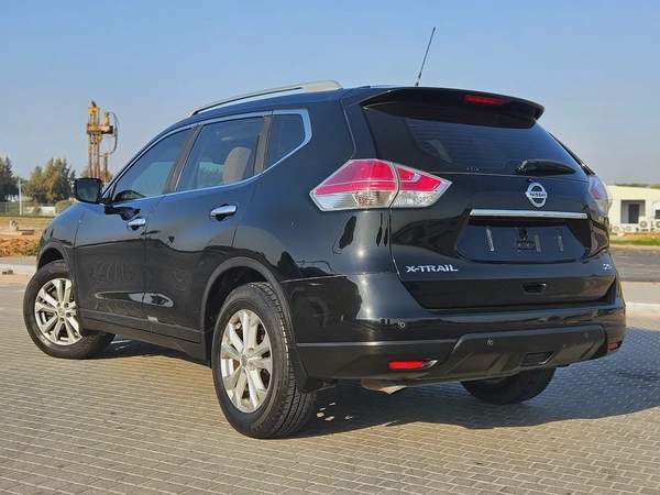 Nissan X Trail 2015 GCC 4WD Premium Condition With Low KM 7 Seater