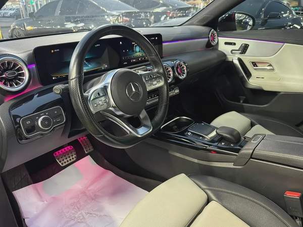 Mercedes-Benz CLA 35 AMG 2022