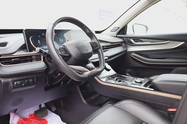 Exeed LX Luxury 2024 - GCC Specs - Brand New