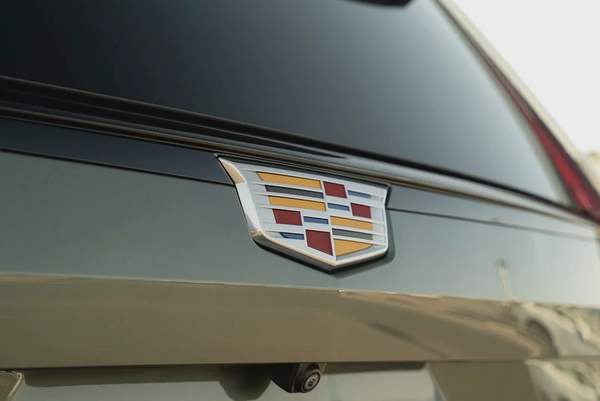 Cadillac Escalade Sport Platinum 6.2L V8 FULL OPTION Brand New 2023