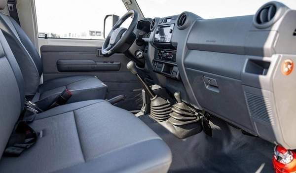 Toyota Land Cruiser Pick Up TOYOTA LAND CRUISER LC79SC 4.2 diesel MT MY2025