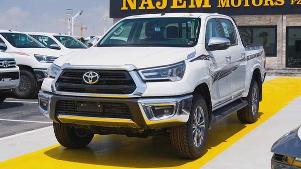 2026 Toyota Hilux Double Cab - GCC Specs - Brand New!