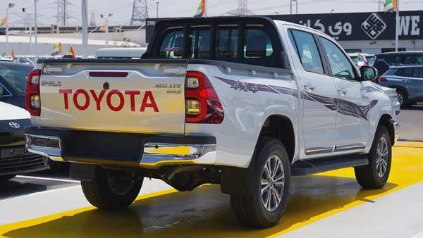 2026 Toyota Hilux Double Cab - GCC Specs - Brand New!
