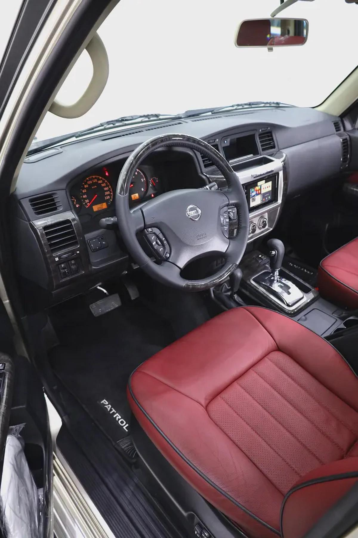 NISSAN PATROL SUPER SAFARI LEGEND EDITION - VTC 4800 - FULLY LOADED-4-4