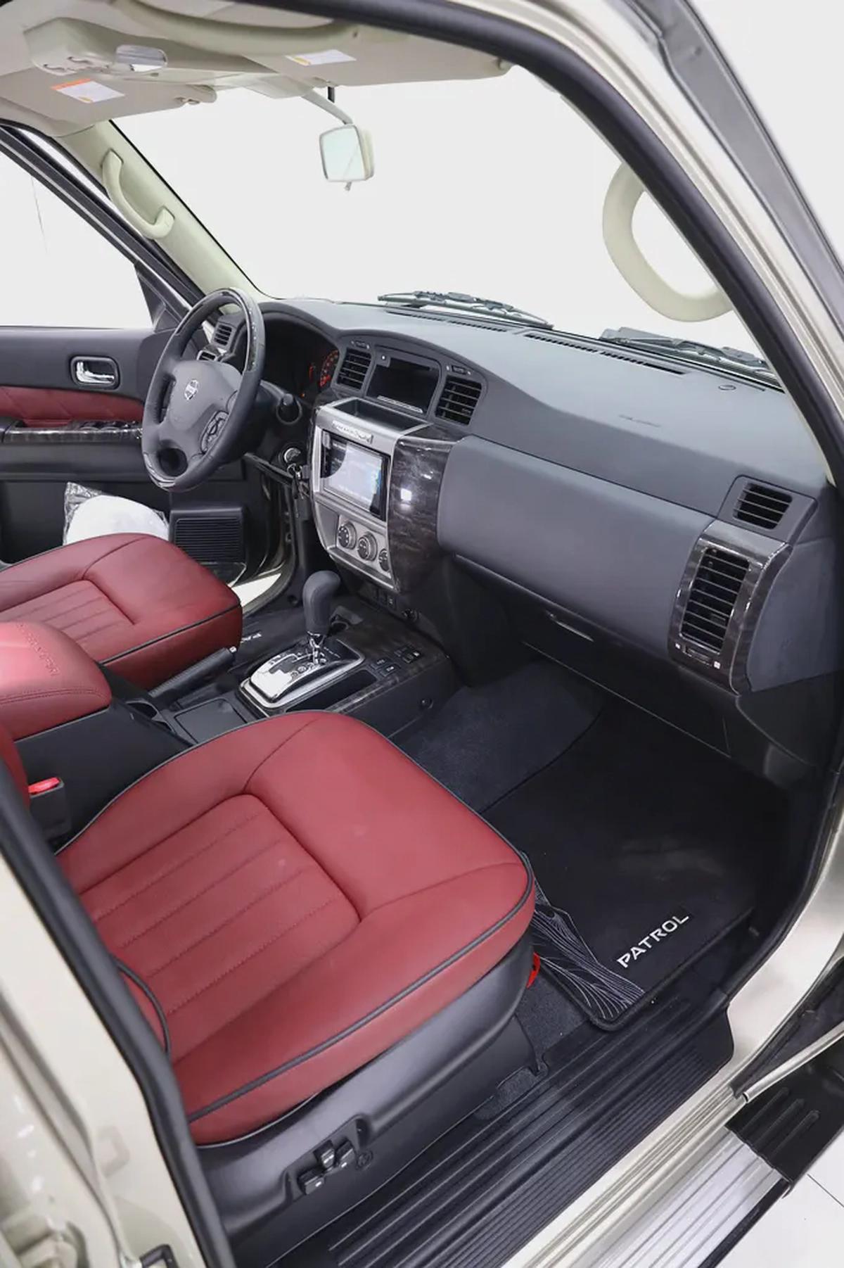 NISSAN PATROL SUPER SAFARI LEGEND EDITION - VTC 4800 - FULLY LOADED-16-16