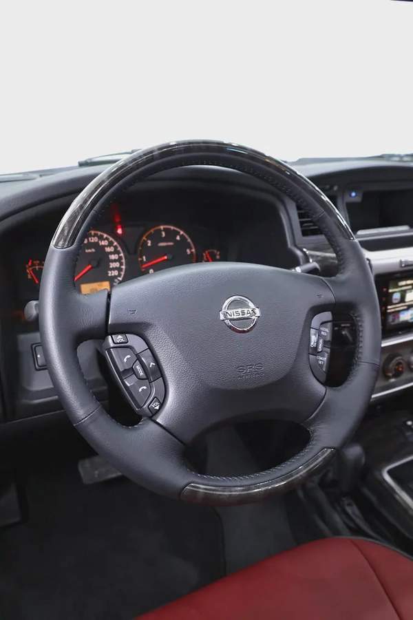NISSAN PATROL SUPER SAFARI LEGEND EDITION - VTC 4800 - FULLY LOADED