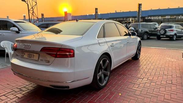 Audi A8 L gcc