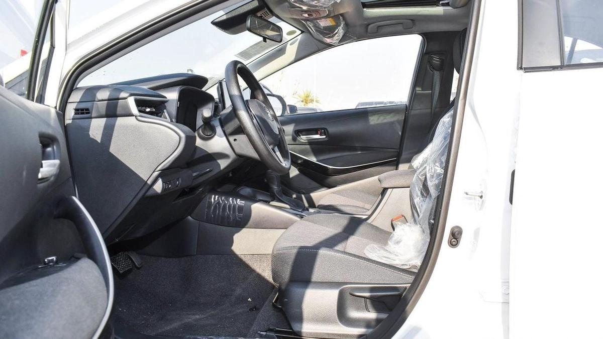 Toyota Corolla 1.8L Hybrid-5-5