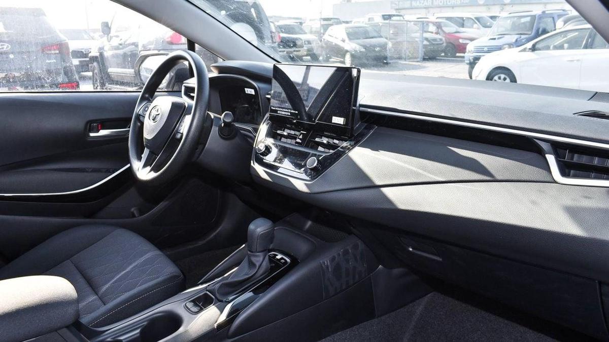 Toyota Corolla 1.8L Hybrid-7-7