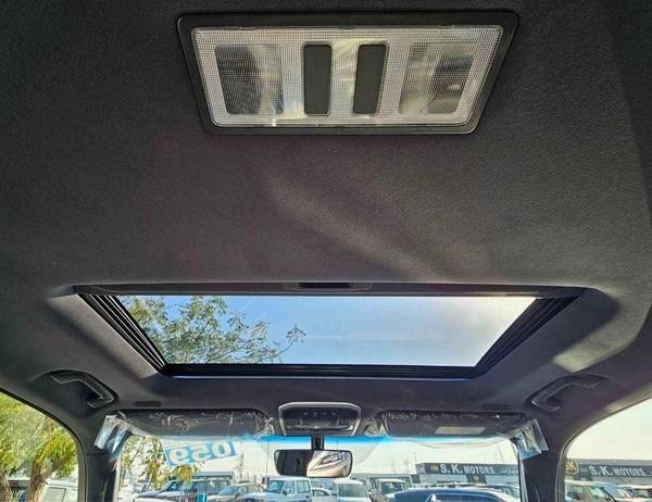 Toyota Land Cruiser GXR TWIN TURBO /3.5L V6 PETROL/REAR ENTERTAINMENT SCREEN /SUNROOF